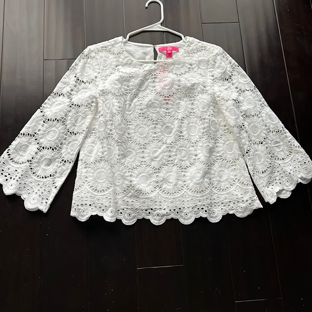White Lilly Pulitzer eyelet blouse. Never worn.